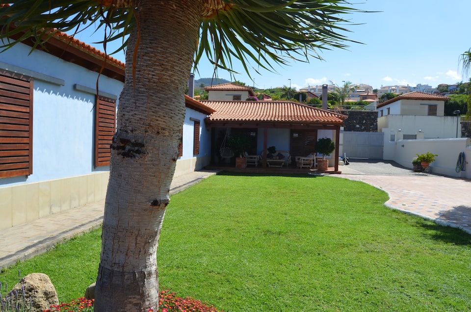 Exterior · La Villa Pris · 1
