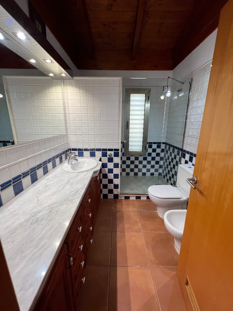 Baños · La Villa Pris · 1